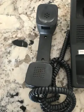 520.4300 INTERTEL Ip Digital Terminal Phone Lines #2 520.4300 INTERTEL Ip Digital Terminal Phone Lines #2