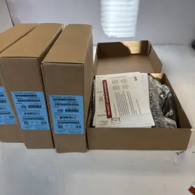 2200-48820-001 POLYCOM Vvx Ip Phone Box #2 2200-48820-001 POLYCOM Vvx Ip Phone Box #2