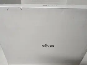 Utp-touchmax UBIQUITI NETWORKS Phone Touch Locked #3 Utp-touchmax UBIQUITI NETWORKS Phone Touch Locked #3
