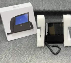 810084690635 UBIQUITI NETWORKS Phone Touch Locked Utp Box
