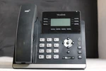Lot Of 5 Yealink Sip-t42u Ip Office Phones W/ Handsets & Stands. Fixed Price $54.99.