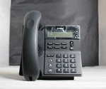 Lot Of 10 Shoretel Ip 420g Office Phones W/ Handsets & Stands. Fixed Price $119.99.