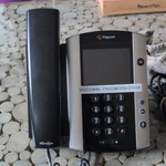 Polycom Vvx 500 Ip Phone Hd Voice Speakerphone Black Silver Mpn 2201-44500-001. Fixed Price $40.00.